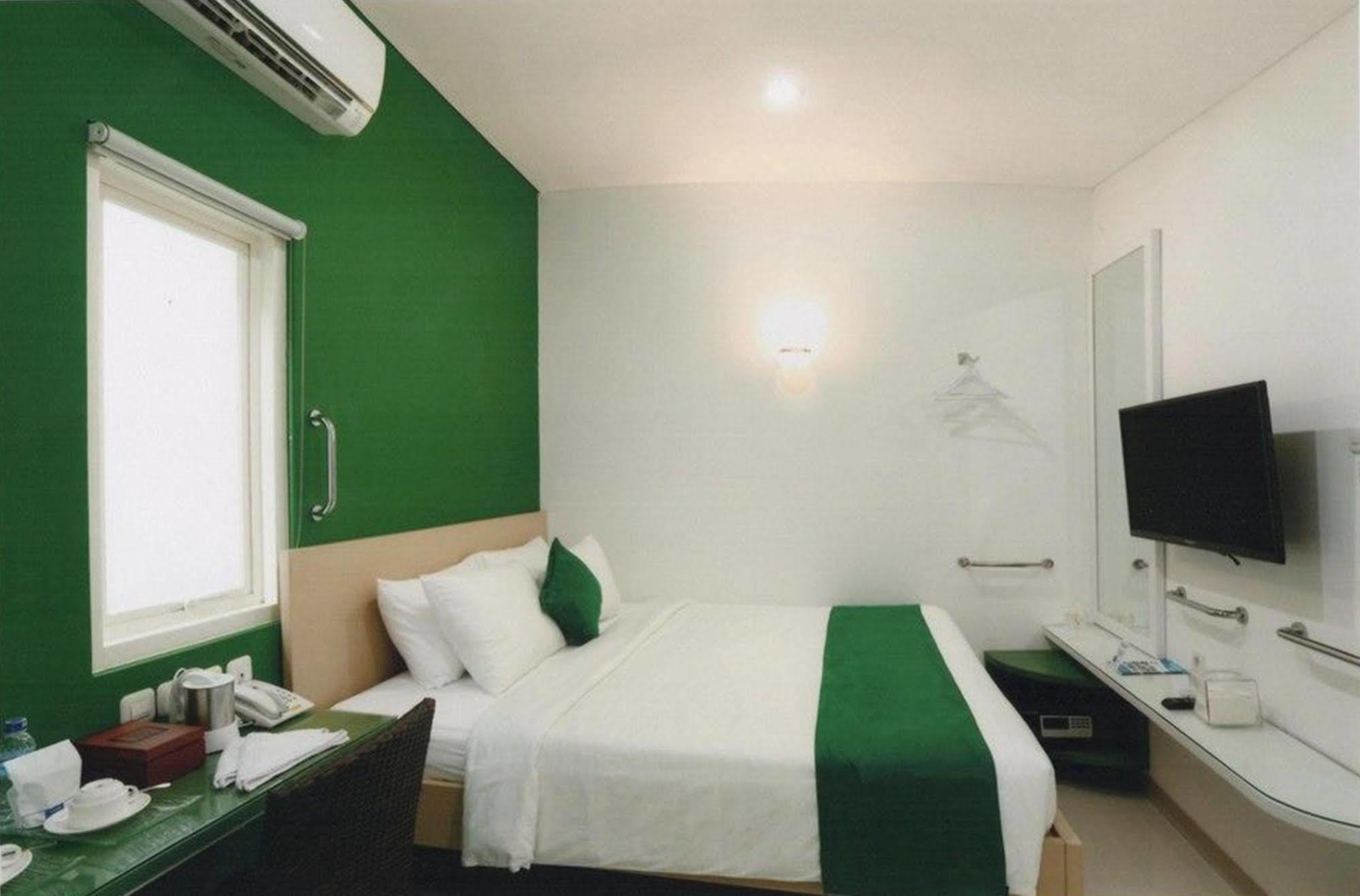 Ara Inn Bed And Breakfast By Ecommerceloka Kuta Lombok Esterno foto
